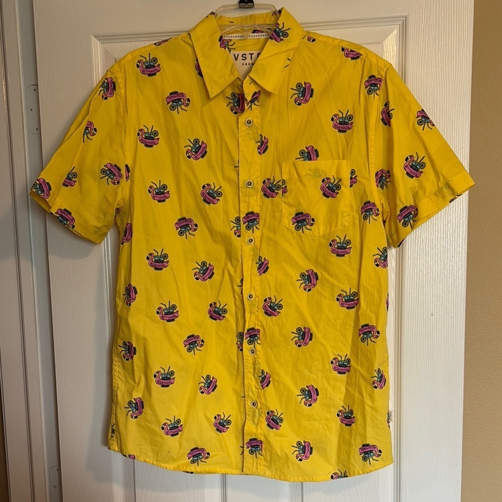 VSTR Premium men’s yellow short sleeve button down shirt size large